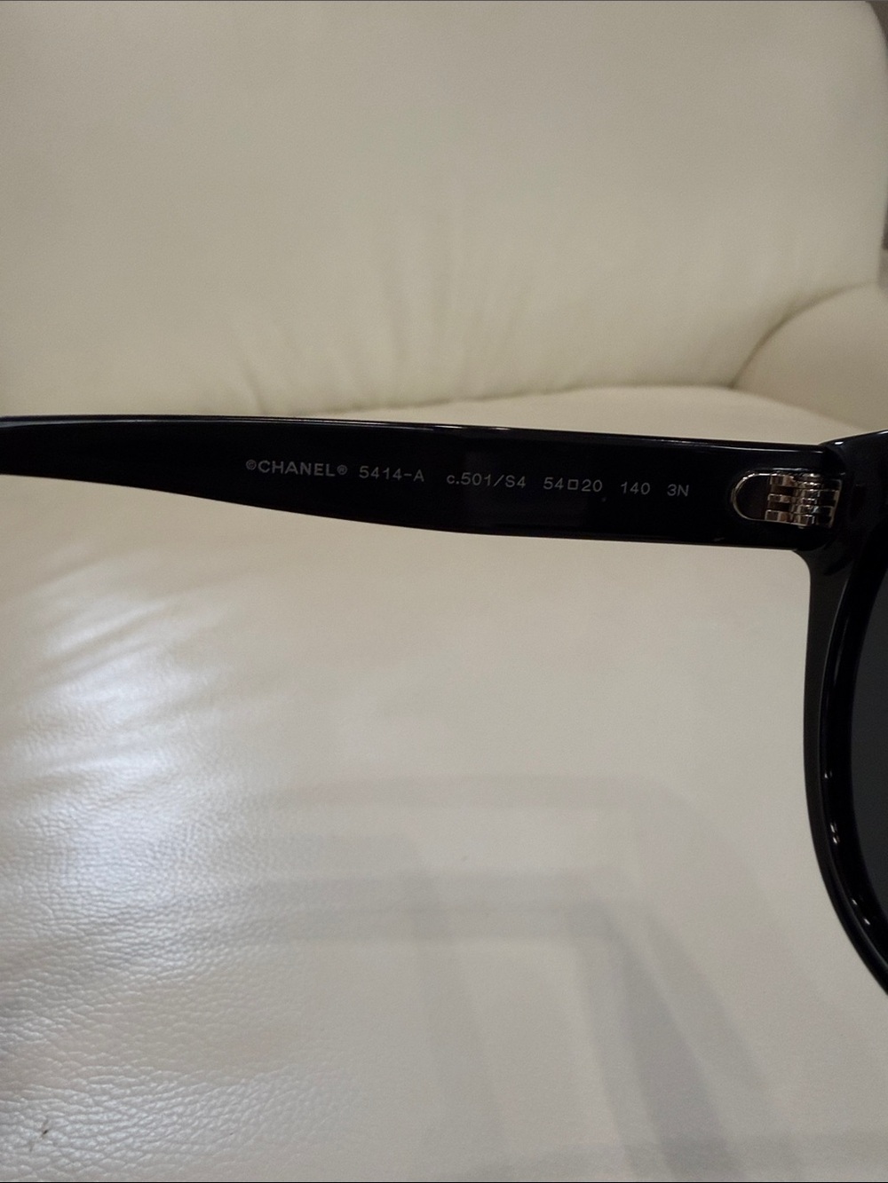 Chanel Butterfly sunglasses - Picture 3 of 7